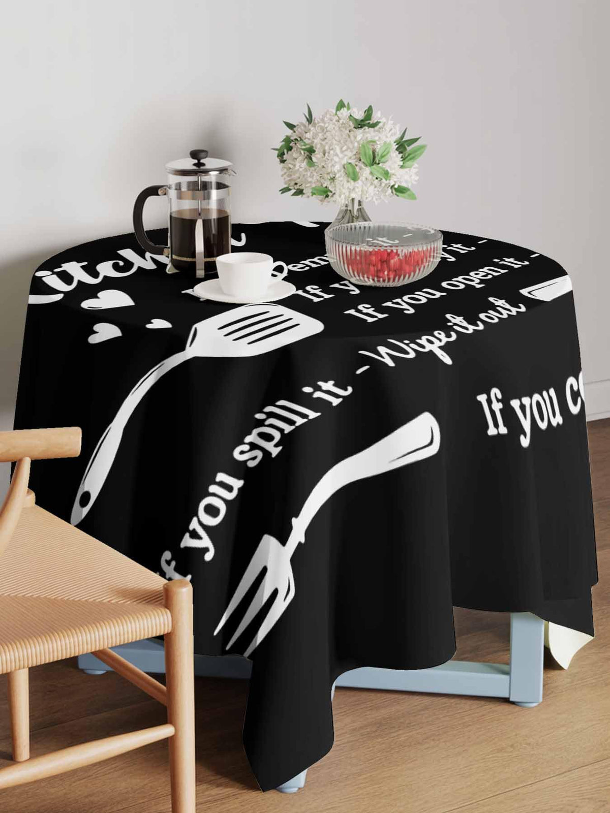 Waterproof Wrinkle-Free Tablecloth – Spill-Proof Washable Table Cover for Dining & Parties