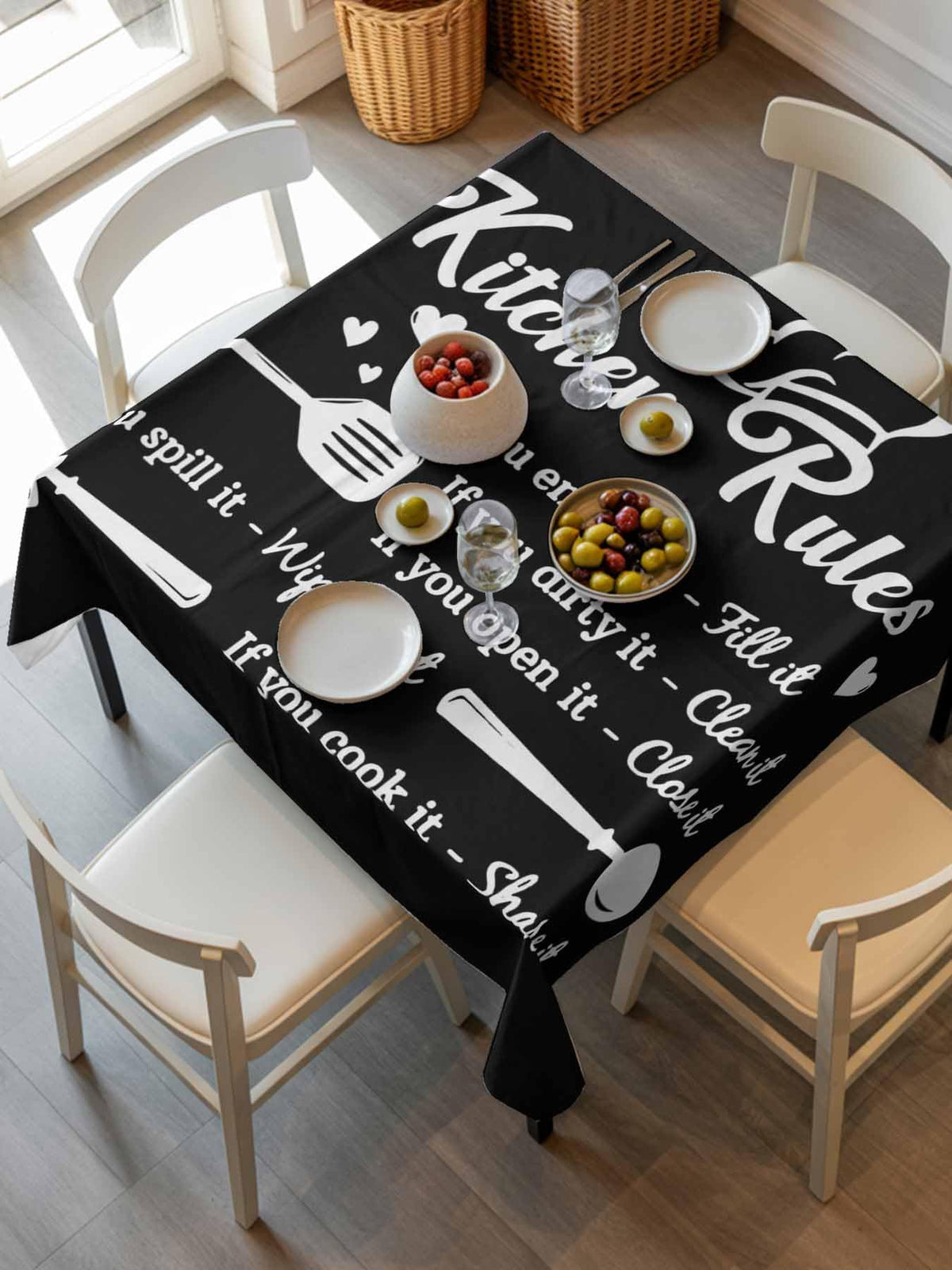 Waterproof Wrinkle-Free Tablecloth – Spill-Proof Washable Table Cover for Dining & Parties